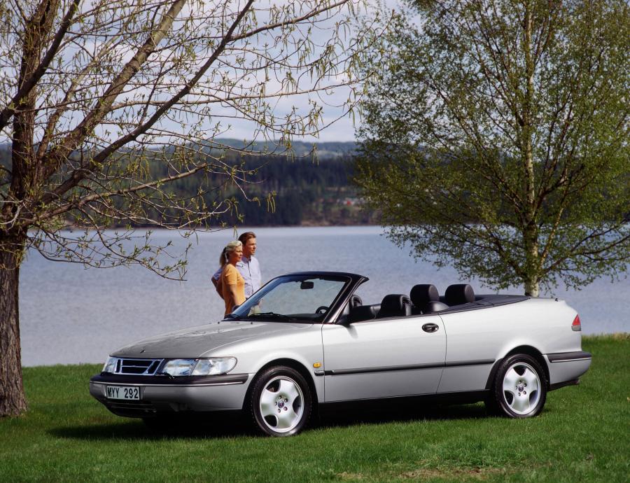  Saab 900 SE Turbo Convertible 1993 года  (фото 41 из 46)